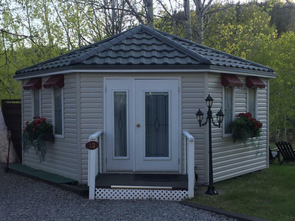Auberge Maison Gagne Tadoussac Exterior photo