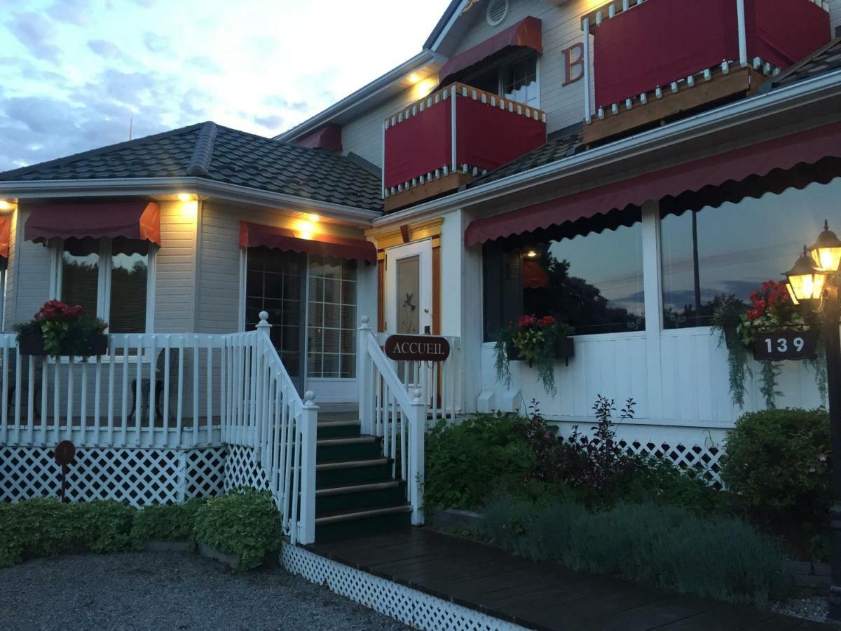Auberge Maison Gagne Tadoussac Exterior photo
